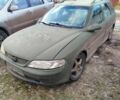 Зеленый Опель Вектра, объемом двигателя 2 л и пробегом 325 тыс. км за 1200 $, фото 1 на Automoto.ua