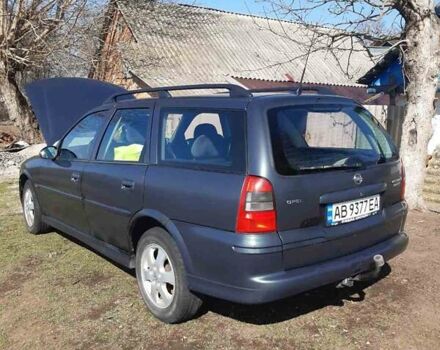 Зеленый Опель Вектра, объемом двигателя 2 л и пробегом 260 тыс. км за 3100 $, фото 4 на Automoto.ua