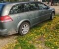 Зелений Опель Вектра, об'ємом двигуна 2.2 л та пробігом 300 тис. км за 2703 $, фото 2 на Automoto.ua