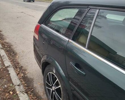 Зелений Опель Вектра, об'ємом двигуна 1.91 л та пробігом 370 тис. км за 3800 $, фото 5 на Automoto.ua