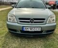 Зелений Опель Вектра, об'ємом двигуна 2 л та пробігом 290 тис. км за 3500 $, фото 1 на Automoto.ua