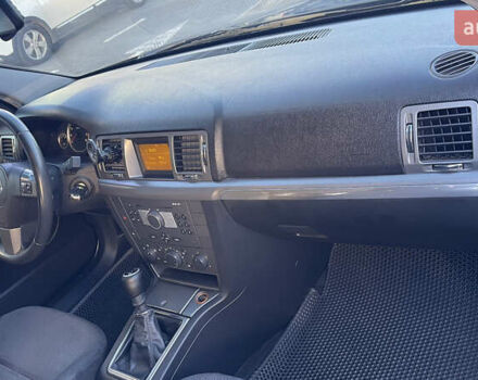 Зеленый Опель Вектра, объемом двигателя 2.2 л и пробегом 279 тыс. км за 4000 $, фото 12 на Automoto.ua