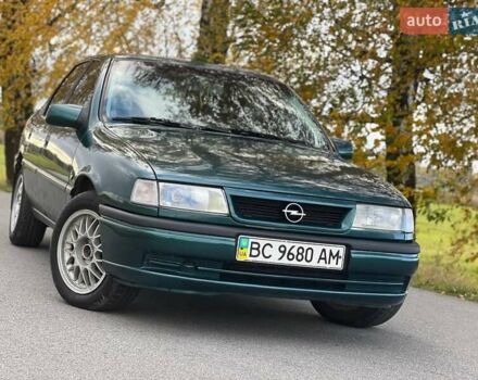 Зелений Опель Вектра, об'ємом двигуна 1.6 л та пробігом 280 тис. км за 1850 $, фото 3 на Automoto.ua