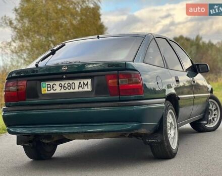 Зелений Опель Вектра, об'ємом двигуна 1.6 л та пробігом 280 тис. км за 1850 $, фото 4 на Automoto.ua
