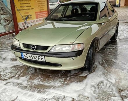 Зеленый Опель Вектра, объемом двигателя 2 л и пробегом 358 тыс. км за 1800 $, фото 1 на Automoto.ua