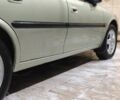 Зеленый Опель Вектра, объемом двигателя 2 л и пробегом 400 тыс. км за 2650 $, фото 1 на Automoto.ua
