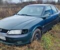 Зелений Опель Вектра, об'ємом двигуна 0 л та пробігом 250 тис. км за 500 $, фото 1 на Automoto.ua