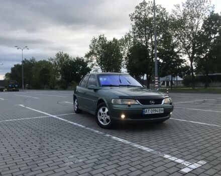 Зеленый Опель Вектра, объемом двигателя 1.8 л и пробегом 260 тыс. км за 2450 $, фото 6 на Automoto.ua