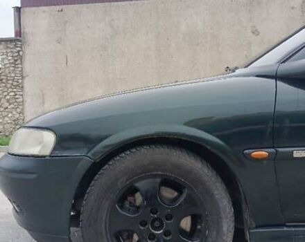 Зеленый Опель Вектра, объемом двигателя 1.6 л и пробегом 414 тыс. км за 3000 $, фото 12 на Automoto.ua