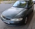 Зеленый Опель Вектра, объемом двигателя 2 л и пробегом 273 тыс. км за 2350 $, фото 1 на Automoto.ua