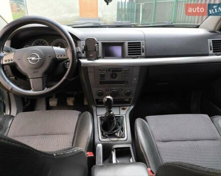Зеленый Опель Вектра, объемом двигателя 2.2 л и пробегом 486 тыс. км за 4700 $, фото 11 на Automoto.ua