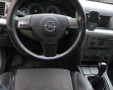 Зеленый Опель Вектра, объемом двигателя 2.2 л и пробегом 486 тыс. км за 4700 $, фото 13 на Automoto.ua