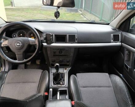Зеленый Опель Вектра, объемом двигателя 2.2 л и пробегом 486 тыс. км за 4700 $, фото 14 на Automoto.ua