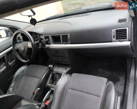 Зеленый Опель Вектра, объемом двигателя 2.2 л и пробегом 486 тыс. км за 4700 $, фото 29 на Automoto.ua