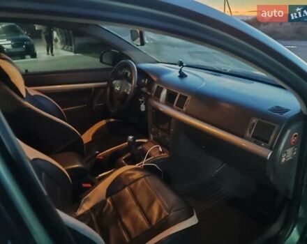 Зеленый Опель Вектра, объемом двигателя 1.9 л и пробегом 340 тыс. км за 3300 $, фото 8 на Automoto.ua