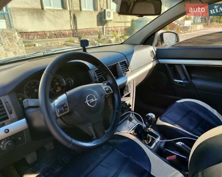 Зеленый Опель Вектра, объемом двигателя 1.9 л и пробегом 340 тыс. км за 3300 $, фото 15 на Automoto.ua