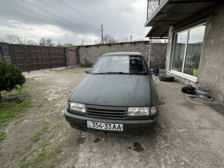 Опель Вектра 1990 в Каменское - Днепродзержинск на Automoto.ua Зеленый Опель Вектра, объемом двигателя 2 л и пробегом 111 тыс. км за 960 $, фото 1 на Automoto.ua