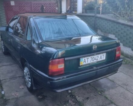 Зеленый Опель Вектра, объемом двигателя 1.4 л и пробегом 450 тыс. км за 1550 $, фото 1 на Automoto.ua