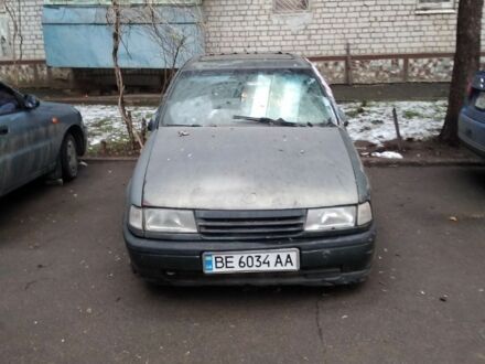 Зелений Опель Вектра, об'ємом двигуна 0 л та пробігом 200 тис. км за 800 $, фото 1 на Automoto.ua