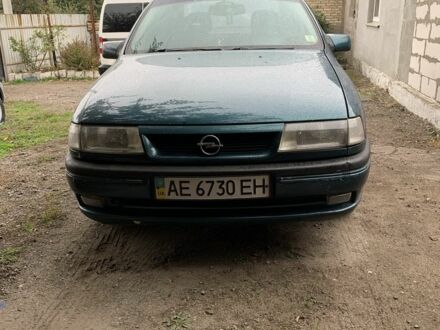 Опель Вектра 1994 в Каменское - Днепродзержинск на Automoto.ua Зеленый Опель Вектра, объемом двигателя 1.8 л и пробегом 350 тыс. км за 1900 $, фото 1 на Automoto.ua