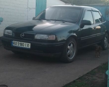Зелений Опель Вектра, об'ємом двигуна 2 л та пробігом 431 тис. км за 2300 $, фото 1 на Automoto.ua