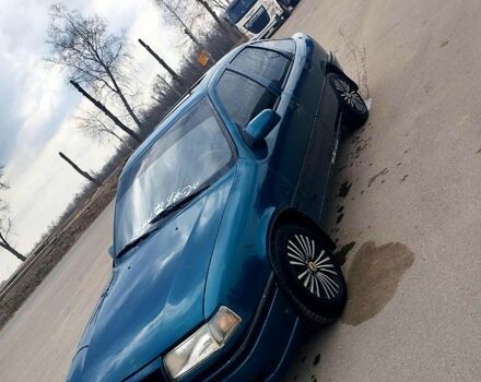 Зеленый Опель Вектра, объемом двигателя 1.6 л и пробегом 350 тыс. км за 1300 $, фото 1 на Automoto.ua