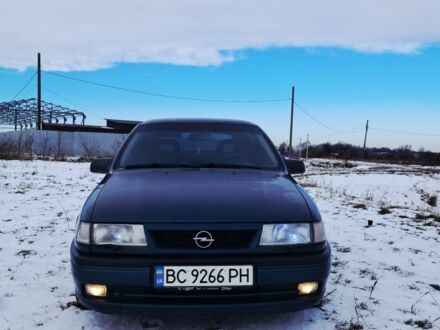 Зеленый Опель Вектра, объемом двигателя 2 л и пробегом 408 тыс. км за 1300 $, фото 1 на Automoto.ua