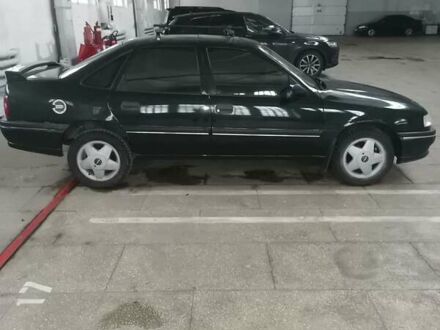 Зеленый Опель Вектра, объемом двигателя 2 л и пробегом 408 тыс. км за 2500 $, фото 1 на Automoto.ua