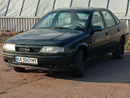 Зеленый Опель Вектра, объемом двигателя 1.6 л и пробегом 764 тыс. км за 750 $, фото 1 на Automoto.ua