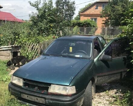 Зеленый Опель Вектра, объемом двигателя 1.6 л и пробегом 356 тыс. км за 750 $, фото 1 на Automoto.ua