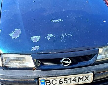 Зелений Опель Вектра, об'ємом двигуна 1.7 л та пробігом 250 тис. км за 1500 $, фото 1 на Automoto.ua