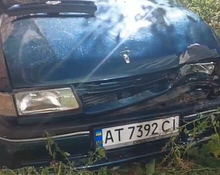 Зеленый Опель Вектра, объемом двигателя 1.8 л и пробегом 500 тыс. км за 500 $, фото 1 на Automoto.ua