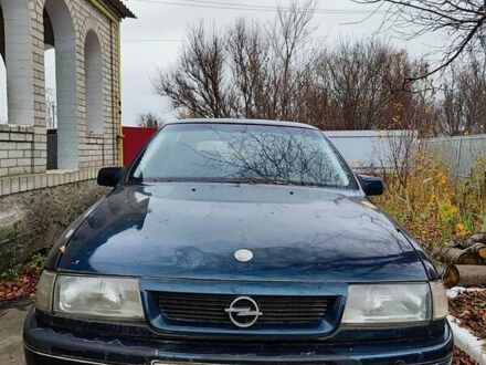 Зеленый Опель Вектра, объемом двигателя 2 л и пробегом 565 тыс. км за 1000 $, фото 1 на Automoto.ua