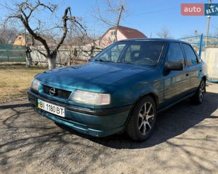 Зеленый Опель Вектра, объемом двигателя 1.6 л и пробегом 442 тыс. км за 1500 $, фото 1 на Automoto.ua