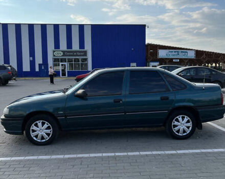 Зеленый Опель Вектра, объемом двигателя 2 л и пробегом 300 тыс. км за 1700 $, фото 1 на Automoto.ua