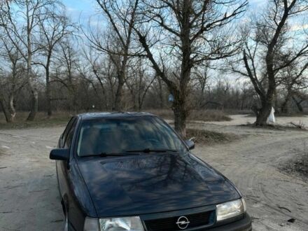 Зеленый Опель Вектра, объемом двигателя 1.8 л и пробегом 276 тыс. км за 2350 $, фото 1 на Automoto.ua