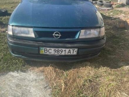 Зеленый Опель Вектра, объемом двигателя 1.6 л и пробегом 395 тыс. км за 650 $, фото 1 на Automoto.ua