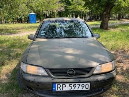 Опель Вектра 1995 у Никополе на Automoto.ua Зелений Опель Вектра, об'ємом двигуна 2 л та пробігом 231 тис. км за 999 $, фото 1 на Automoto.ua
