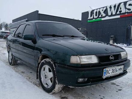 Зеленый Опель Вектра, объемом двигателя 2 л и пробегом 300 тыс. км за 1950 $, фото 1 на Automoto.ua