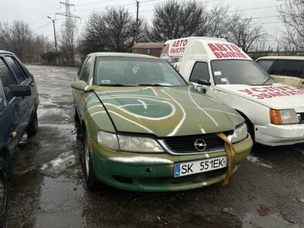 Зеленый Опель Вектра, объемом двигателя 0 л и пробегом 250 тыс. км за 350 $, фото 1 на Automoto.ua