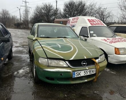 Зеленый Опель Вектра, объемом двигателя 0 л и пробегом 250 тыс. км за 350 $, фото 1 на Automoto.ua