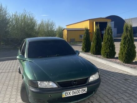 Зеленый Опель Вектра, объемом двигателя 2.5 л и пробегом 3 тыс. км за 1200 $, фото 1 на Automoto.ua