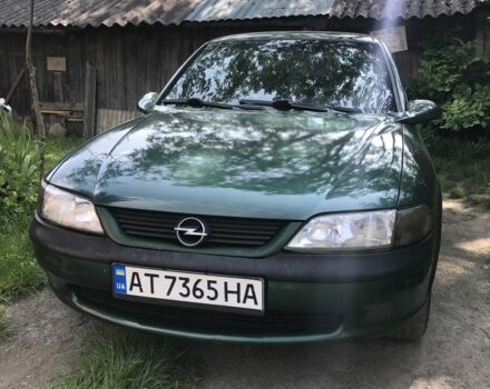 Зеленый Опель Вектра, объемом двигателя 1.6 л и пробегом 460 тыс. км за 2150 $, фото 1 на Automoto.ua