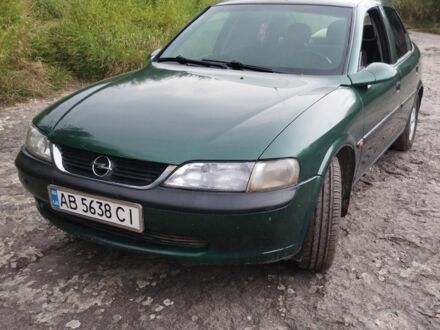 Зеленый Опель Вектра, объемом двигателя 1.6 л и пробегом 290 тыс. км за 2100 $, фото 1 на Automoto.ua
