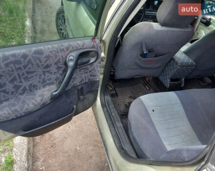 Зеленый Опель Вектра, объемом двигателя 1.6 л и пробегом 261 тыс. км за 1600 $, фото 1 на Automoto.ua