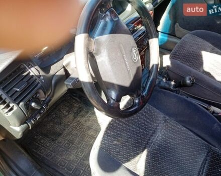 Зеленый Опель Вектра, объемом двигателя 2 л и пробегом 250 тыс. км за 1700 $, фото 1 на Automoto.ua