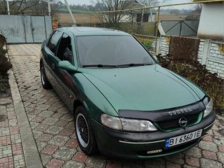 Зелений Опель Вектра, об'ємом двигуна 1.6 л та пробігом 300 тис. км за 2450 $, фото 1 на Automoto.ua