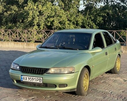Зеленый Опель Вектра, объемом двигателя 2 л и пробегом 379 тыс. км за 2300 $, фото 1 на Automoto.ua