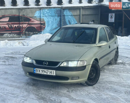 Зеленый Опель Вектра, объемом двигателя 1.6 л и пробегом 400 тыс. км за 2999 $, фото 1 на Automoto.ua