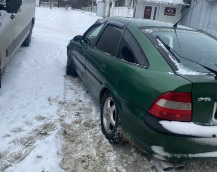 Зеленый Опель Вектра, объемом двигателя 2 л и пробегом 230 тыс. км за 2200 $, фото 1 на Automoto.ua